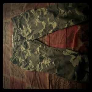 Ladies Camo Pants